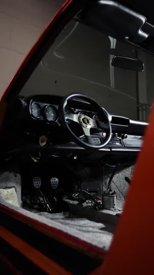 Las Vegas trade show videography: classic Porsche interior restoration reel