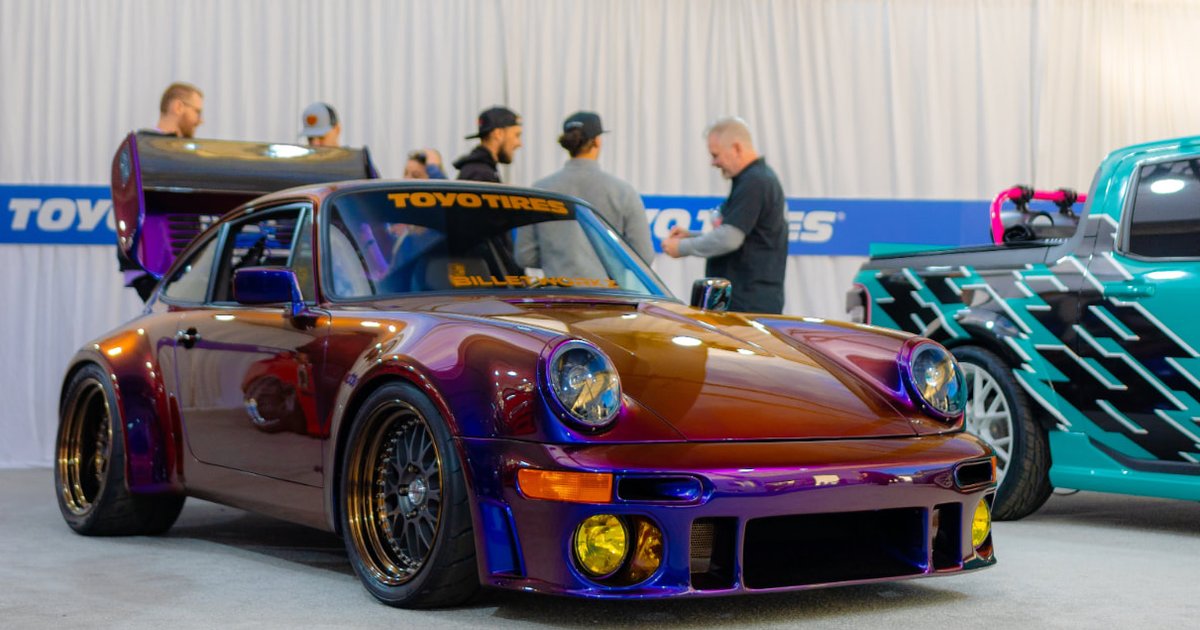 Cross X Agency convention production on the SEMA Show floor